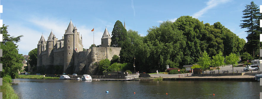 Josselin © Le Boat